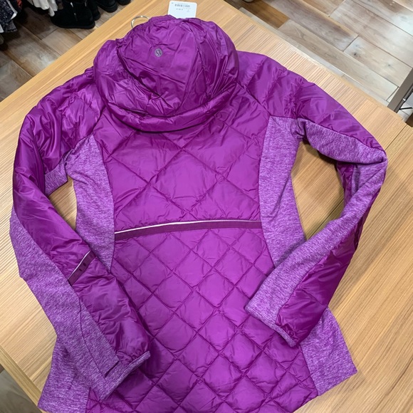 Lululemon down for a run puffer ski jacket NWT 8 - Picture 13 of 14